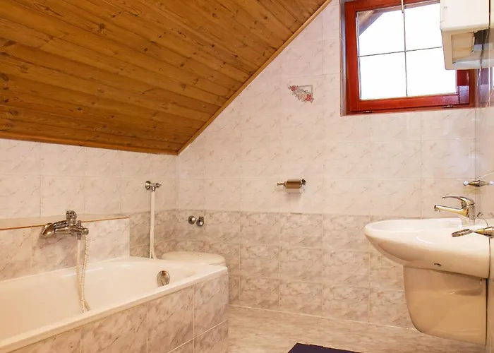 Yellow 2 By Interhome